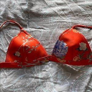 Never worn triangl swimsuit tops!